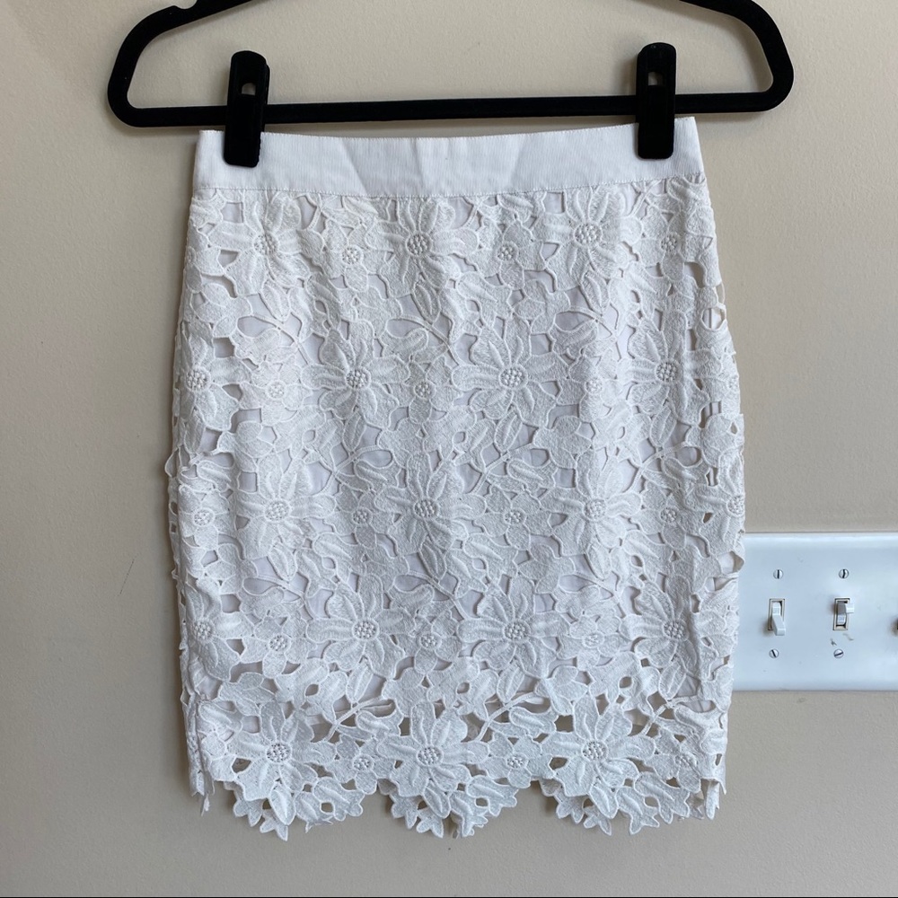 LOFT white lace floral skirt (0P)